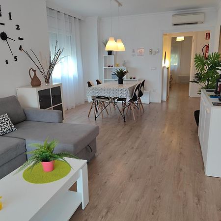 Apartamento Completo Muy Cerca Del Centro Ideal Para Familias Con Piscina Figueres (Girona) Exterior foto