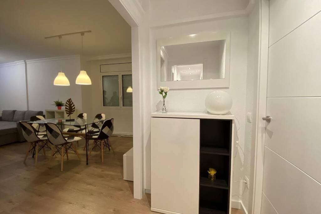 Apartamento Completo Muy Cerca Del Centro Ideal Para Familias Con Piscina Figueres (Girona) Exterior foto