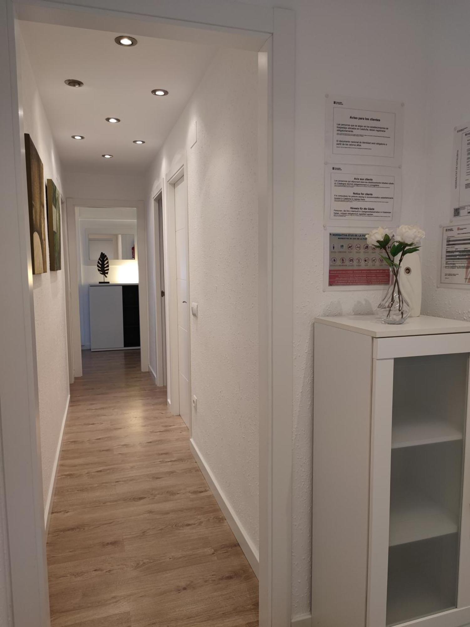 Apartamento Completo Muy Cerca Del Centro Ideal Para Familias Con Piscina Figueres (Girona) Exterior foto