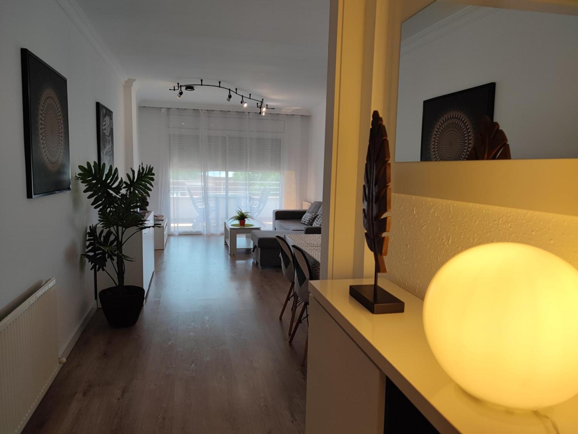 Apartamento Completo Muy Cerca Del Centro Ideal Para Familias Con Piscina Figueres (Girona) Exterior foto