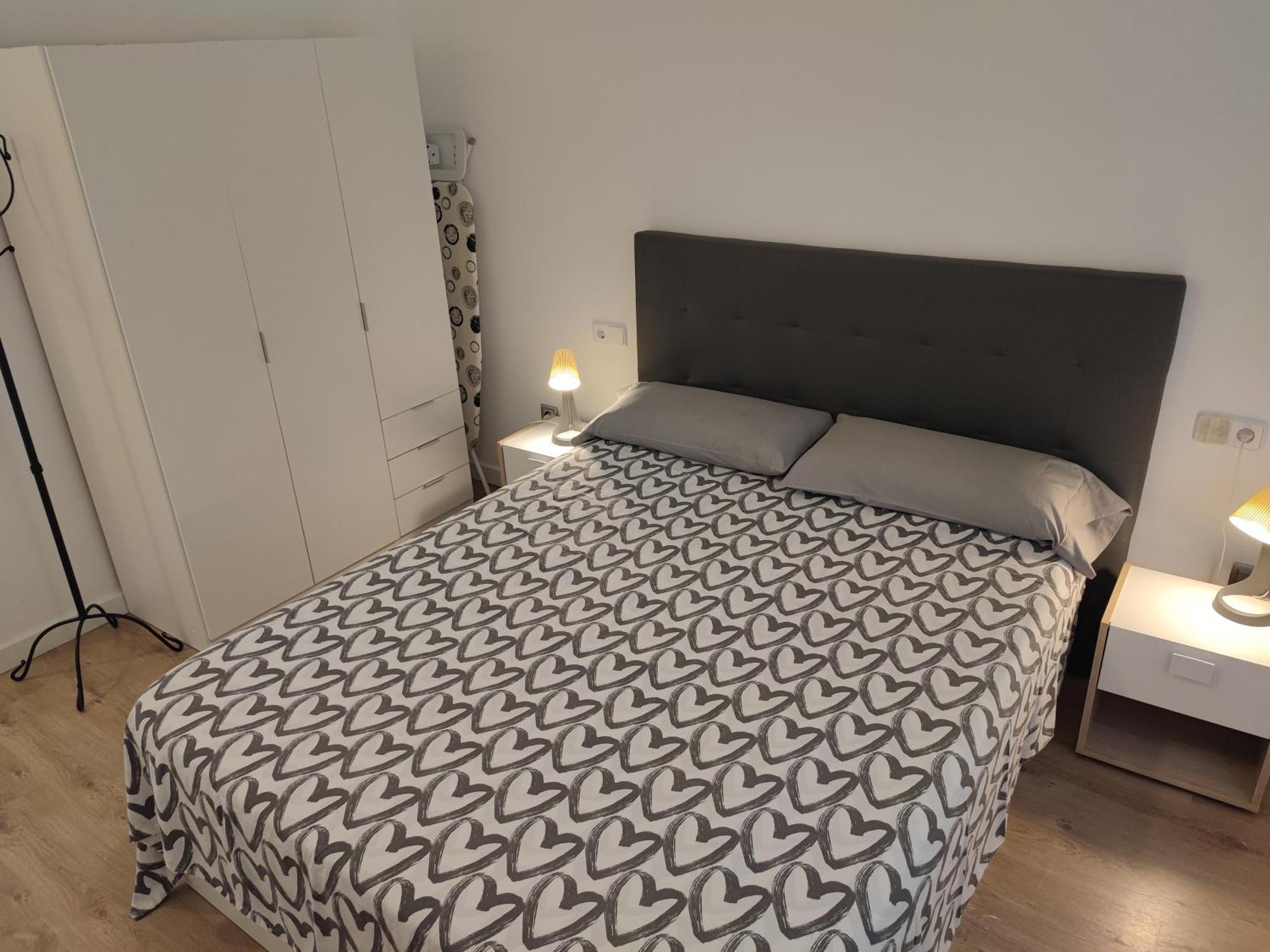 Apartamento Completo Muy Cerca Del Centro Ideal Para Familias Con Piscina Figueres (Girona) Exterior foto